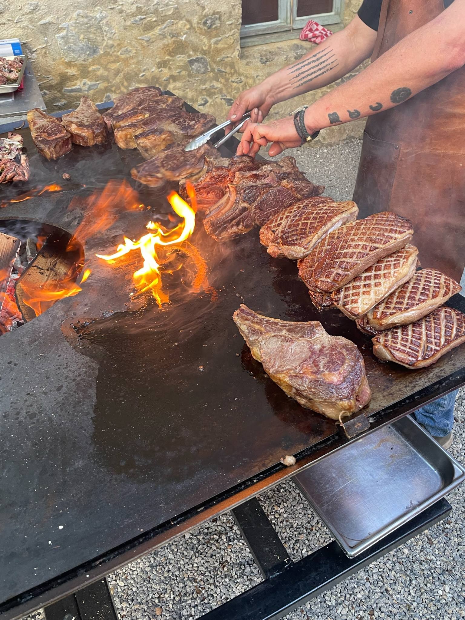 Démonstration cuisson broche L'Audacieux